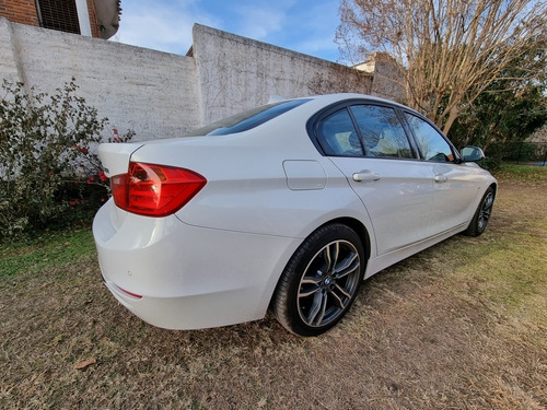 Imagen 7 de 10 de Bmw Serie 3 2.0 328i Sedán Sport 245cv 2013