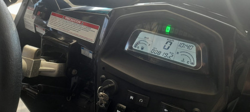 Utv 800 Cf Moto Zforce Con 840 Km C/garantia