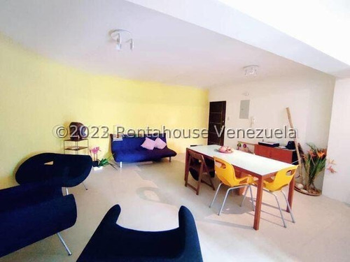Vendo Apartamento En Urbanización Las Delicias, Código 23-18986 Cm Leer Descripción