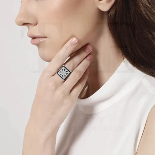Anillo cuadrado mujer hotsell