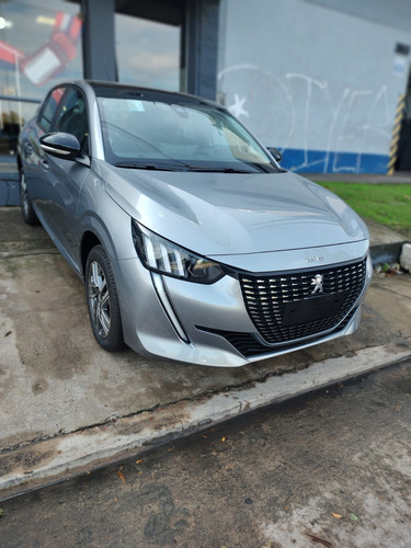 Peugeot 208 1.6 Feline Tiptronic