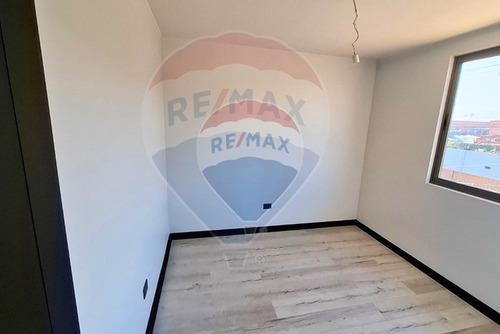 Casa En Arriendo, Sin Uso
