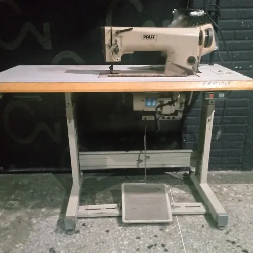 Máquina Industrial Pfaff
