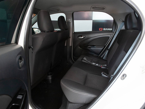 Toyota Etios Cross 1.5 16v Flex 4p Manual