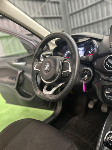 Fiat Cronos 1.8 16v Precision