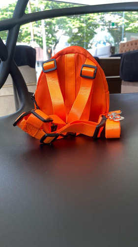 Coleira Peitoral + Mochila Pet Com Guia Ajustável Bolsa Pet Laranja Colorido G