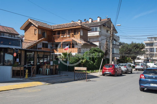 Casa En Venta De 14 Dorm. En Viña Del Mar