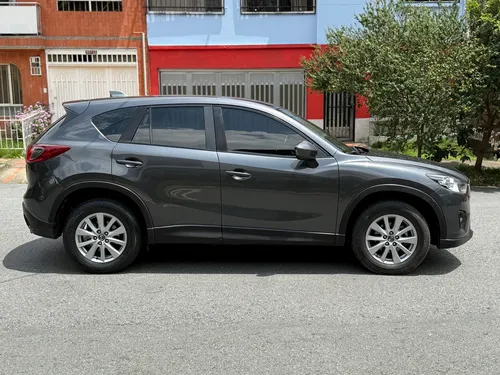 Mazda CX-5 2.0 Touring 4X4