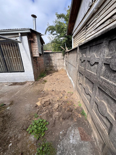 Casa En Los Fresnos, 3d, 2b Con Excelente Distribución