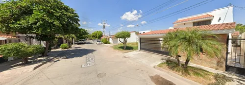 Casa En Remate Cuauhtémoc, Los Mochis, Sinaloa- Sk20