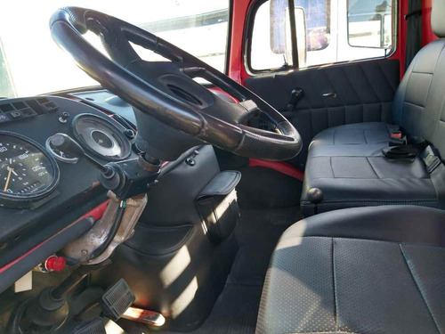 Imagem 4 de 8 de Caminhao Mercedes-benz Mb 2013
