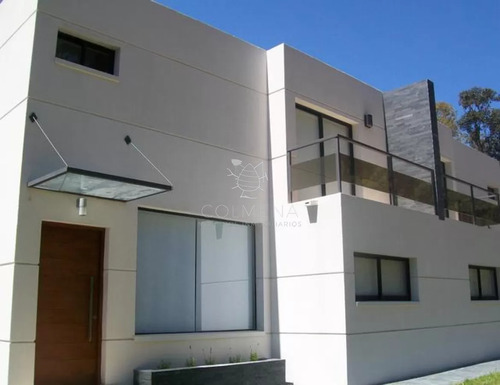 Casa De 4 Dormitorios Dentro Del Complejo Solanas.
