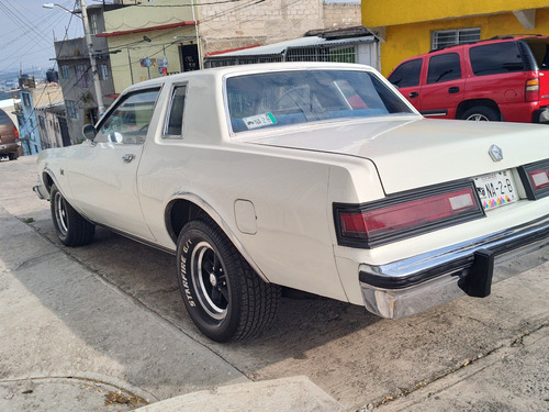 Dodge Dart 82 Clasico
