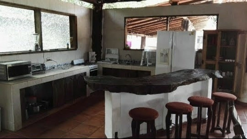 Imagen 6 de 23 de Amplia Casa Amueblada Con Piscina En Esparza Para Vacacionar