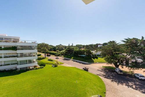 Imagen 29 de 30 de Apartamento Venta 3 Dormitorios Mas Dependencia Rincón Del Indio Punta Del Este Vista Al Mar