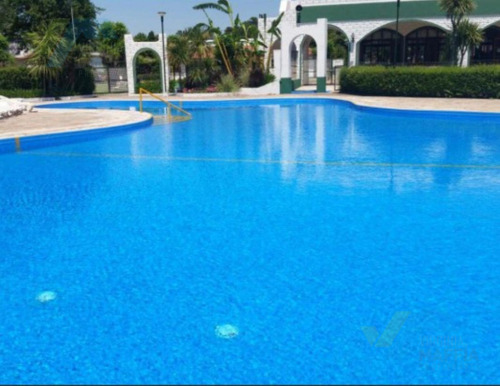 Venta 2 Lotes Consecutivos, Internos, Country Club Las Brisas, Pilar