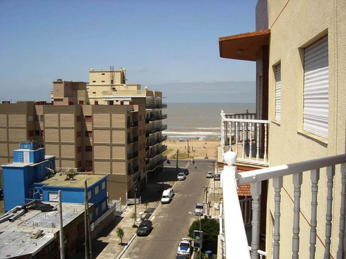 Venta Departamento De 3 Ambientes  Con Vista Al Mar-san Bernardo