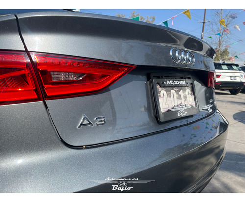 Audi A3 1.8 Sedán Ambiente At