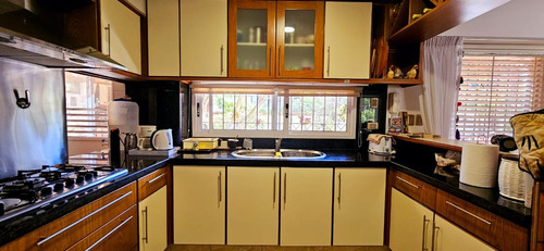 Venta Casa 7 Amb C/parque Pileta Quincho Y Balcon