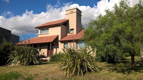 Casa En Alquiler Barrio Cerrado Las Cascadas, Carpintería, San Luis. A Solo 10 Km De Merlo.