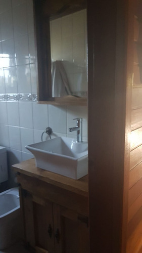 Imagen 3 de 8 de Mueble De Baño.madera Maciza (sin Bacha)