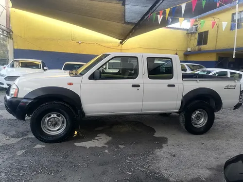 Nissan Np 300 4x4 Diesel 2013