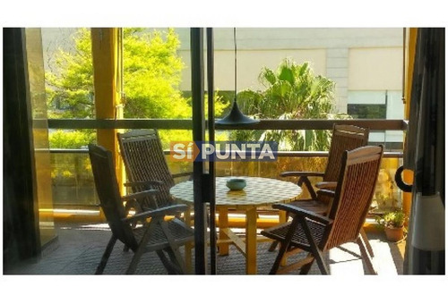 Imagen 3 de 7 de Apartamento En Alquiler, 3 Dormitorios