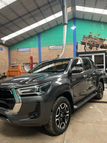 Toyota Hilux 2.8 Cd Srx 177cv 4x4