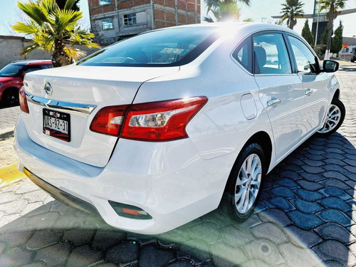 Nissan Sentra 1.8 Advance Mt 2017