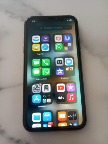 Apple Iphone 11 (128 Gb) - Negro Batería Al 90% Negro (Usado)