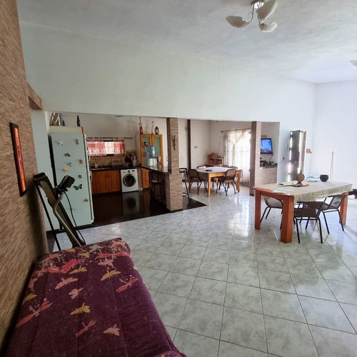 Imagen 2 de 16 de Venta De Casa + Depto. A Finalizar Con Cocheras En Cosquín - Cba.