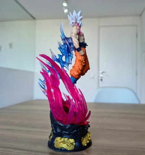 Boneco Com Aura De Led Goku Instinto Superior Dragon Ball