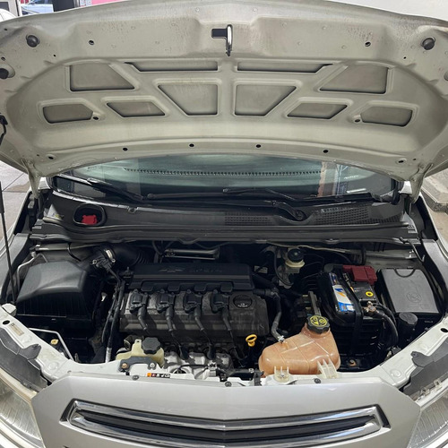 Chevrolet Onix HATCH LT 1.0 8V FlexPower 5p Mec.