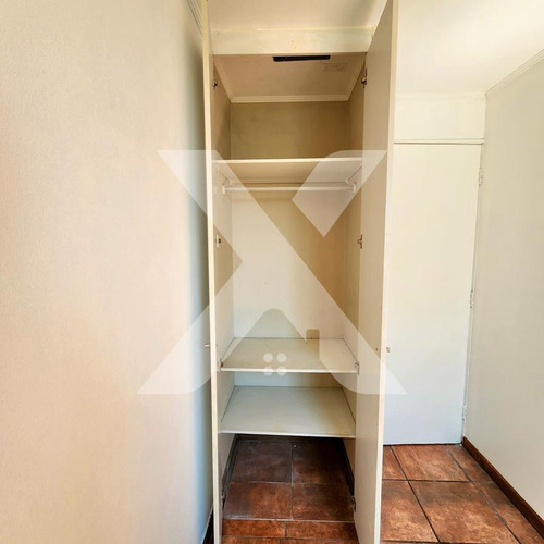 Venta Amplio Departamento, Piso 1, San Miguel