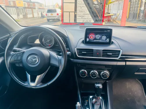 Mazda 3 2.0 Touring At