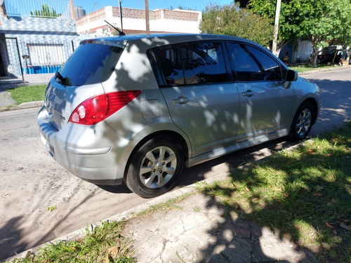 Nissan Tiida 1.8 Tekna 5 P 2012