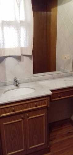 Alquiler Casa, Familiar, Opcion Profesional,ong, Consultorio