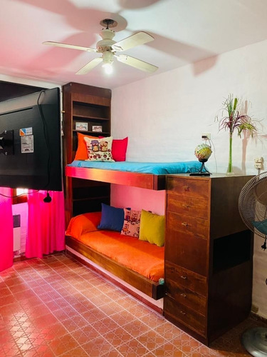 Imagen 13 de 30 de Casa Con Pileta Para 6/8 Personas En Hermoso Barrio