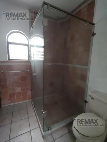 Venta De Casa En El Fracc. Lomas De Atzingo, Cuernavaca, Morelosclave 5634