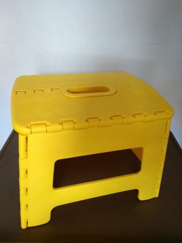 Taburete plegable de alta resistencia, 120 kg, multiusos, color amarillo