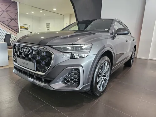 Audi Q8 S Line