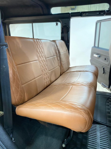 Land Rover Defender 2004 Hd*