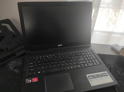 Laptop Acer Aspire 3 15.6 , Amd Ryzen 5 2500u 8gb-ram 1tb (Usado)