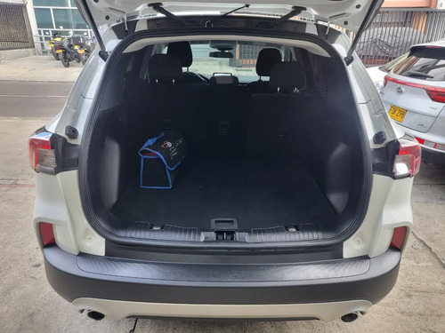 Ford Escape 2.5 Hev