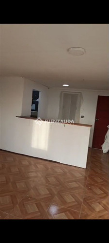 Departamento En Venta De 2 Dorm. En La Pintana