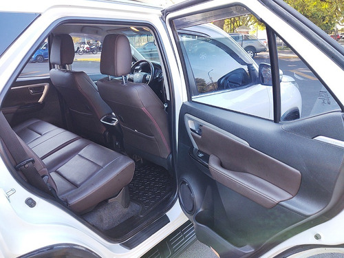 Imagen 18 de 25 de Toyota Hilux Sw4 2016 Srx 4x4 At 7 Asientos Abasto Motors