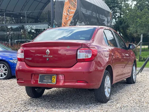 Renault Logan 1.6 Privilege / Intens