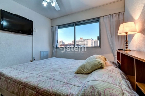 Imagen 8 de 15 de Venta Apartamento 1 Dormitorio Y Medio, Peninsula, Punta Del Este