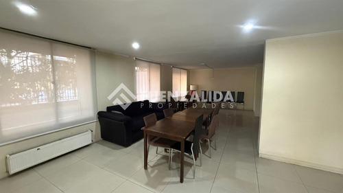 Departamento En Venta De 2 Dorm. En Ñuñoa