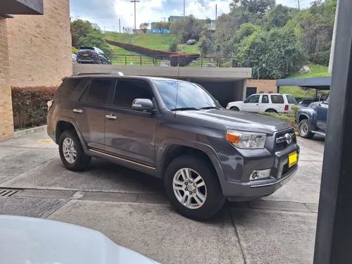 Toyota 4Runner 4.0 Limited Mecánica 275 hp